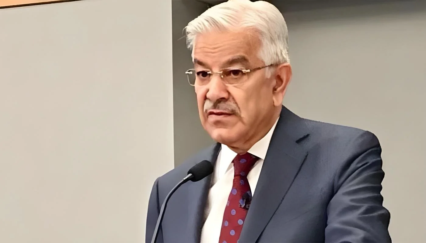 ماضی میں پروپیگنڈا  کیا جاتا تھالیکن اینٹ بھی نہیں لگائی گئی۔خواجہ آصف