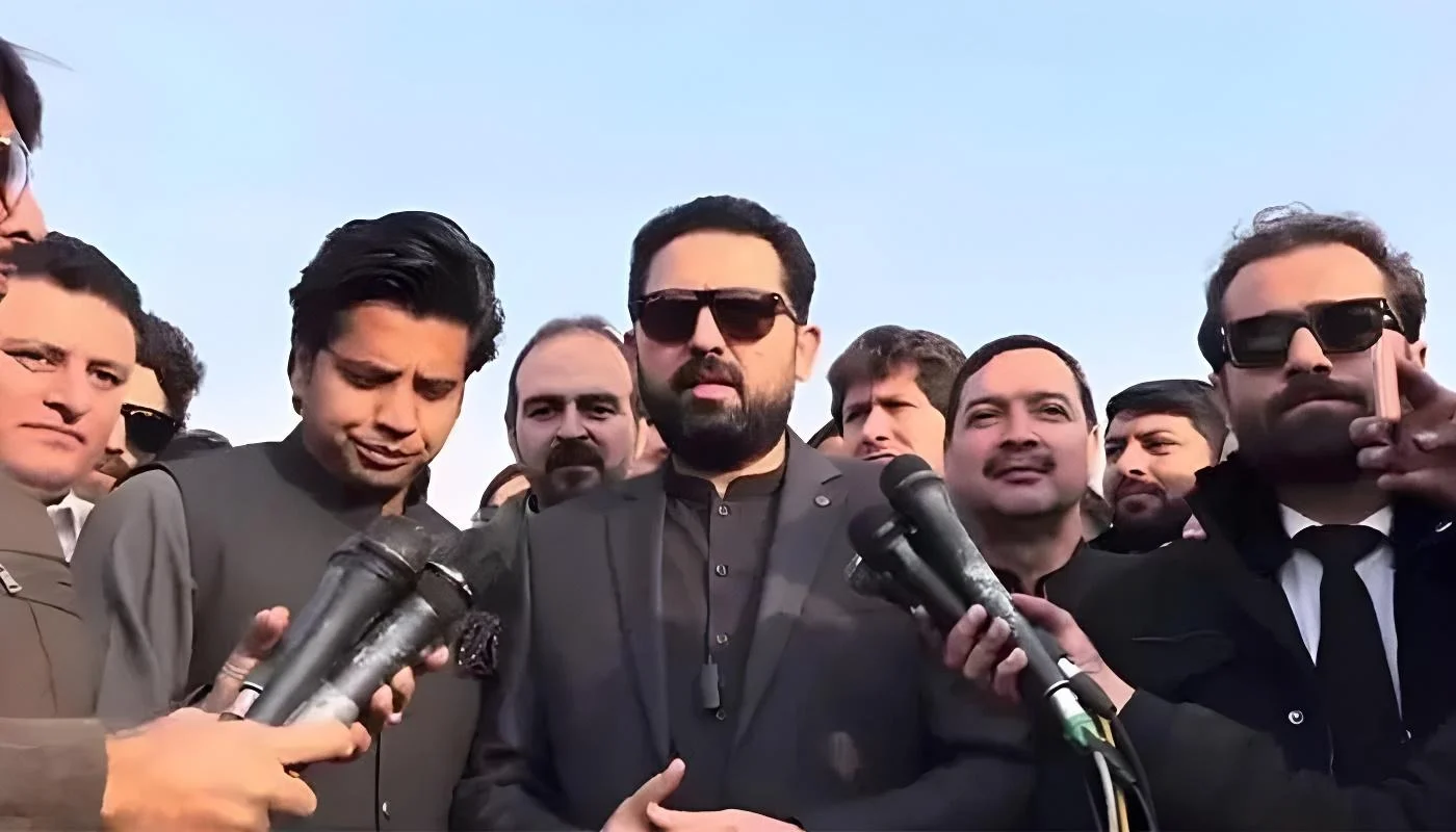 سہیل آفریدی کو گرفتار کرکے پیش کرنے کا حکم