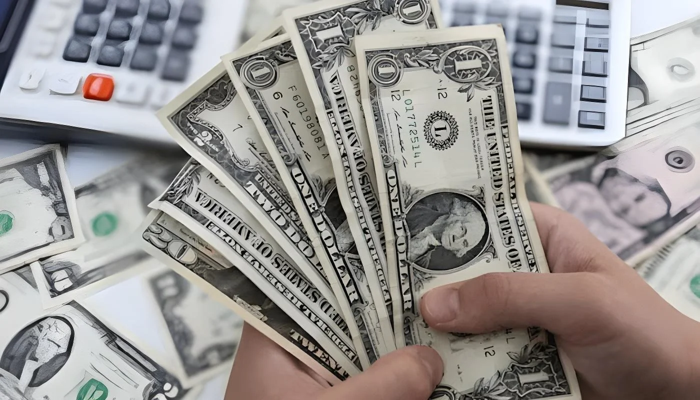 مئی میں بیرونِ ملک پاکستانیوں کی ترسیلات 4.5 ارب ڈالر سے تجاوز کر گئیں