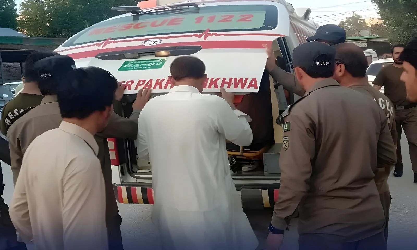 لکی مروت: مسجد کے قریب دھماکہ،2 بچیاں جاں بحق، 8 زخمی