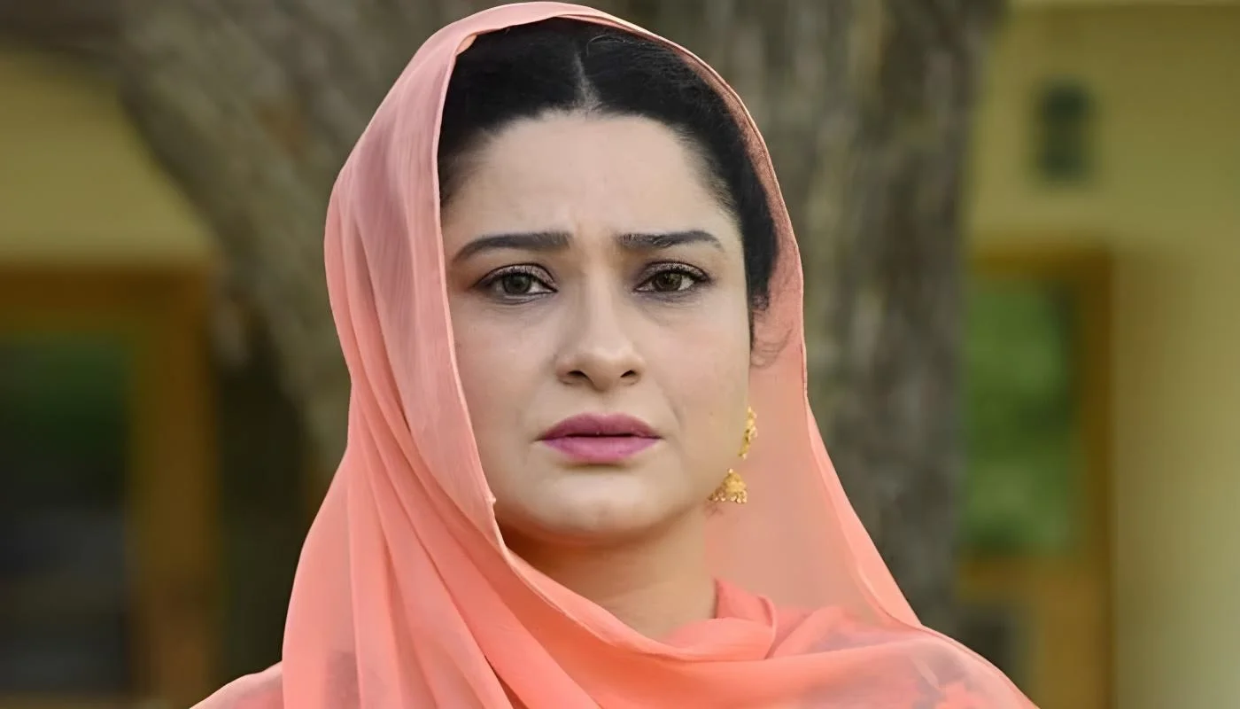 گرین بسیں نہیں روزگار کراچی کا اصل مسلہ ہے۔ثانیہ سعید