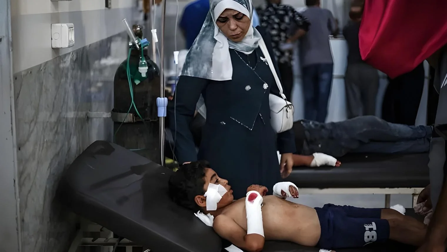 غزہ میں اسرائیلی ڈرون حملے ، جنازے کے شرکا سمیت 14 فلسطینی شہید