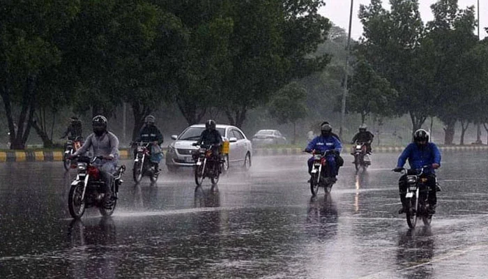 ملک کے مختلف علاقوں میں آج بارش کا امکان