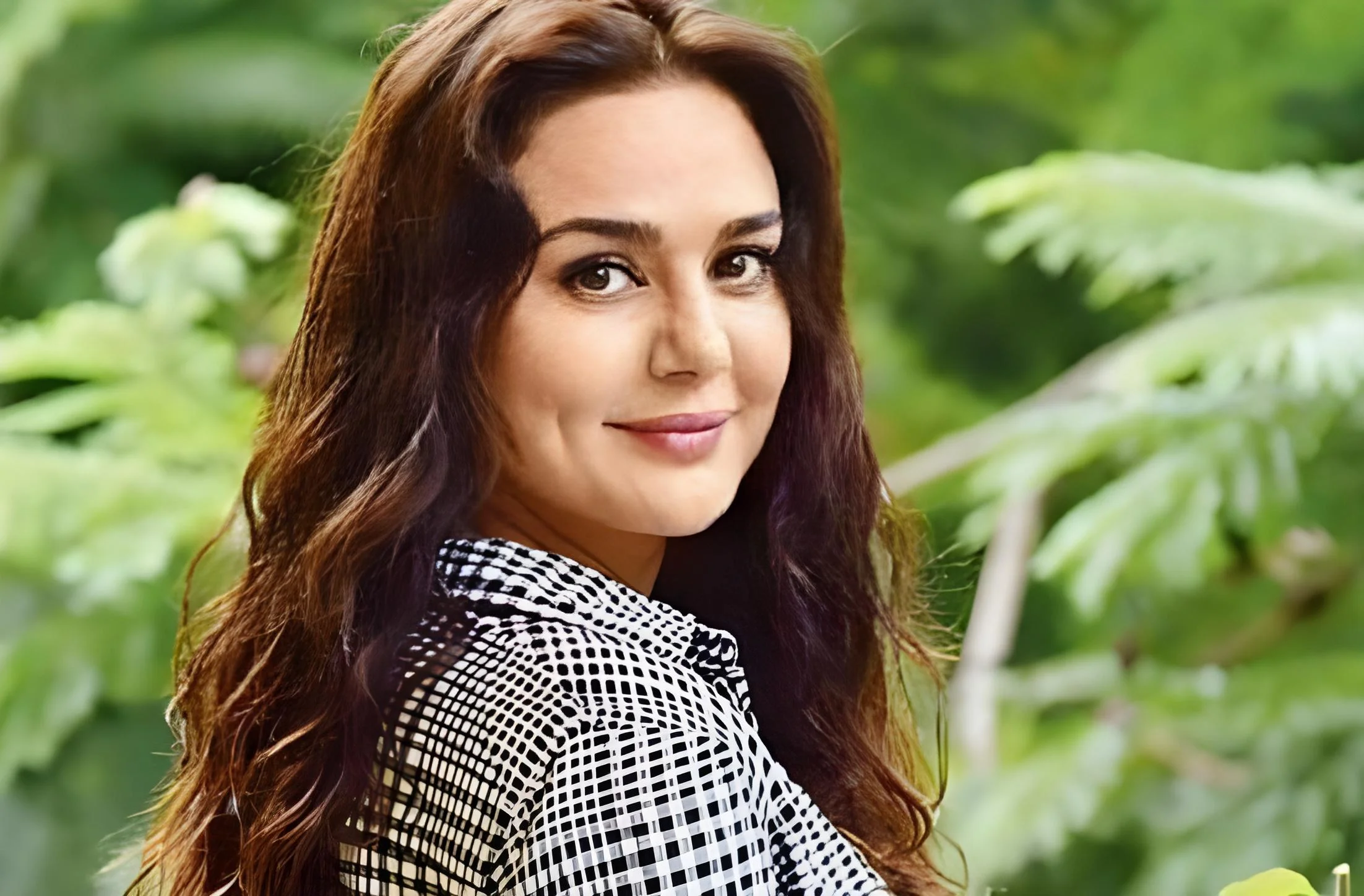 طلبہ احتجاج پر پریتی زنٹا کی پوسٹ پر شدید تنقید