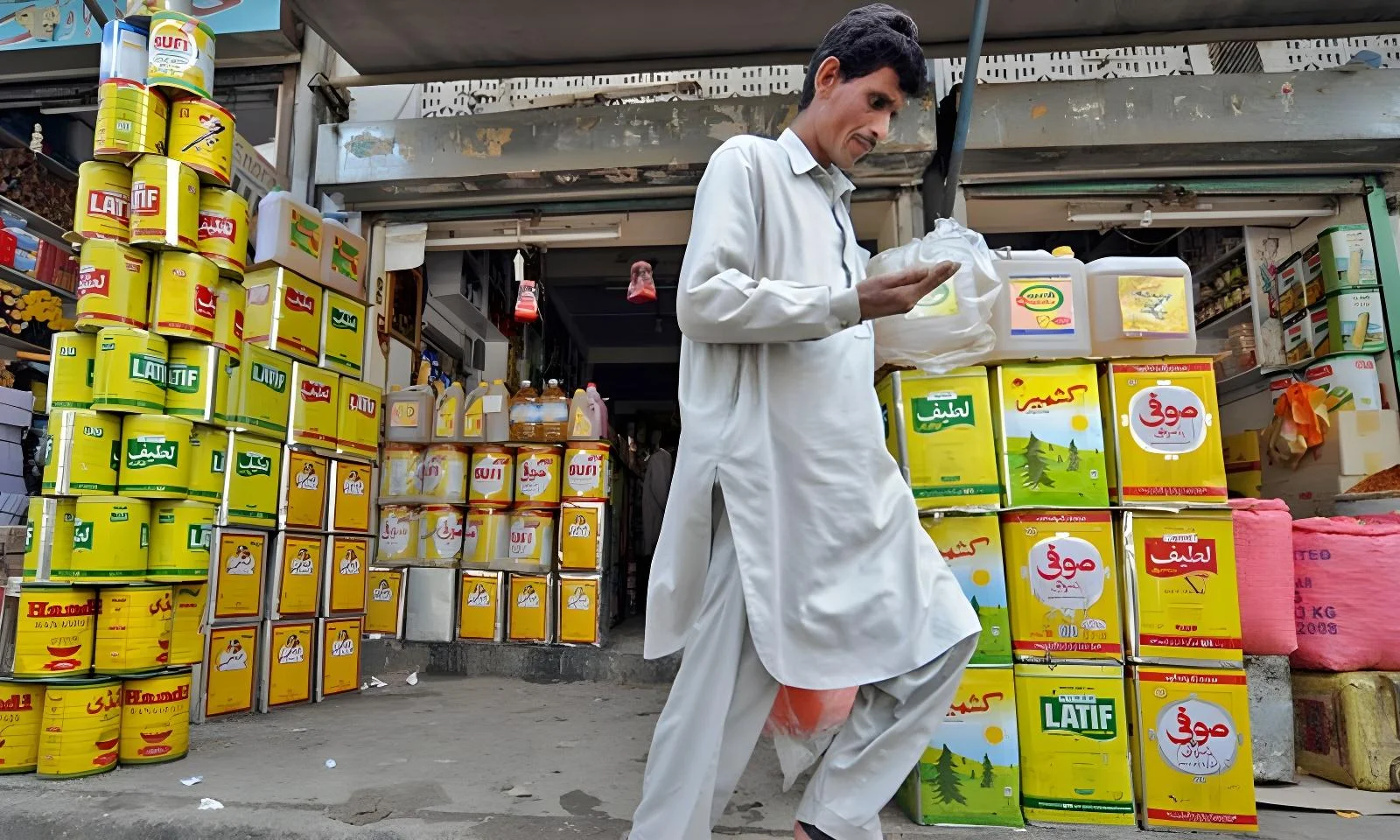 پیک شدہ گھی، خوردنی تیل اور دودھ کے 36 فیصد نمونے غیر معیاری نکلے