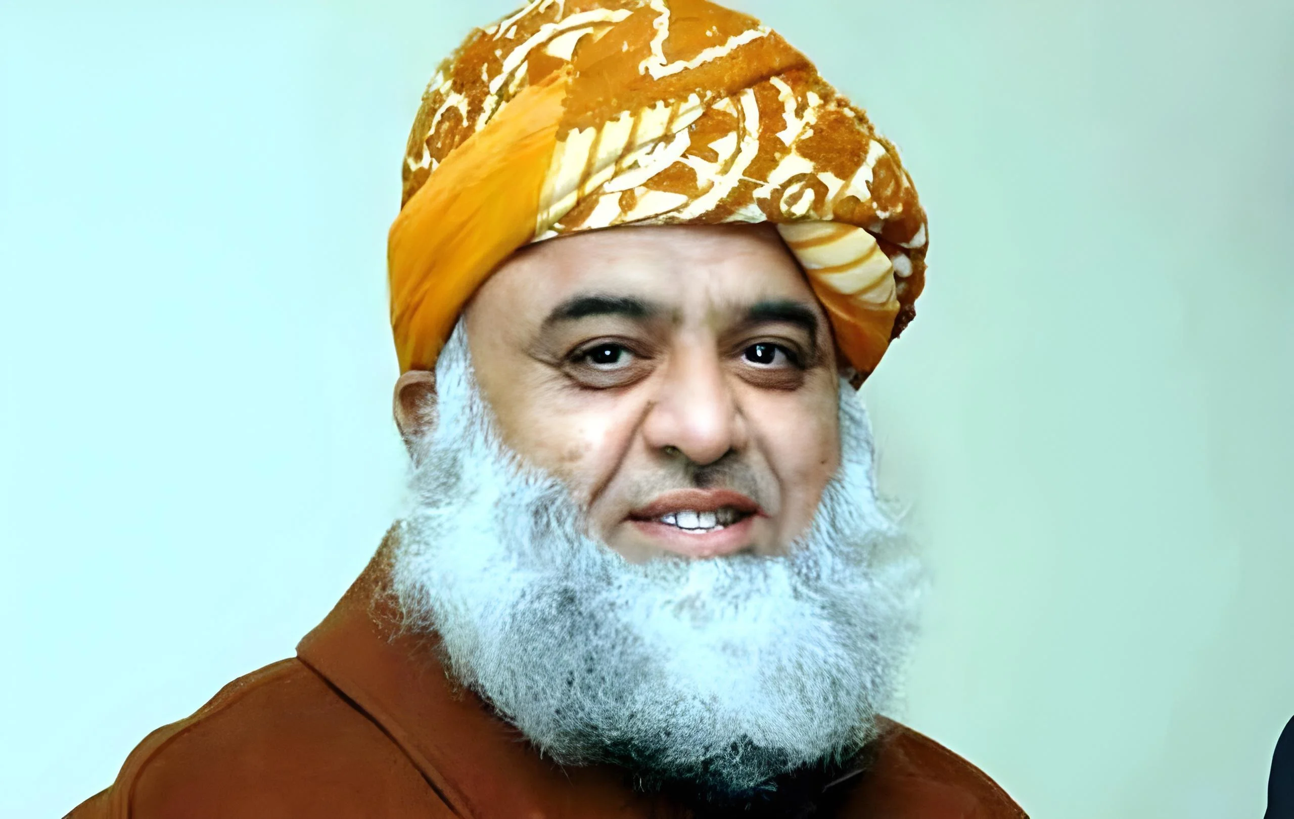متحدہ اپوزیشن بنانے کا فیصلہ کیا ہے ، مولانا فضل الرحمان