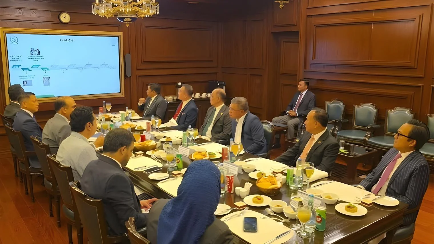 ملائیشیا کے وزیر داخلہ کانادرا ہیڈکوارٹرز کا دورہ