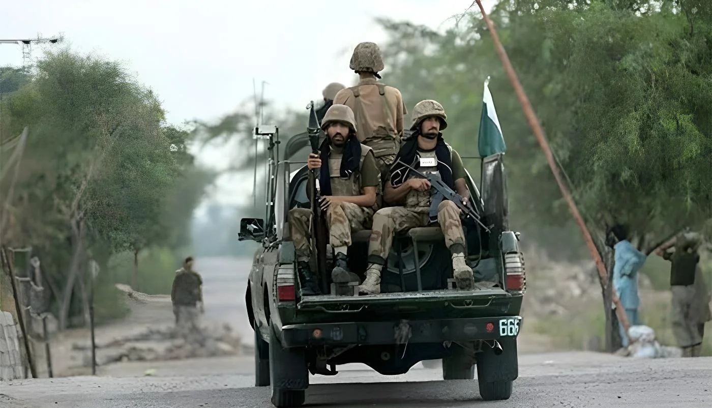 بلوچستان اور خیبر پختونخوا میں فورسز کی کارروائیاں، 49 دہشت گرد ہلاک