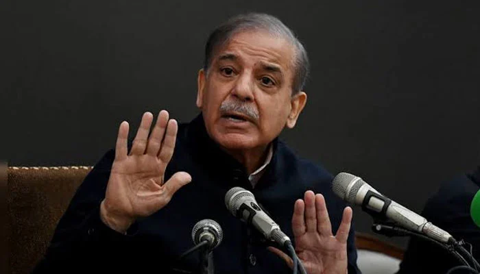 پمز اسپتال واقعہ، وزیراعظم نے وفاقی سیکریٹری صحت کو عہدے سے ہٹا دیا