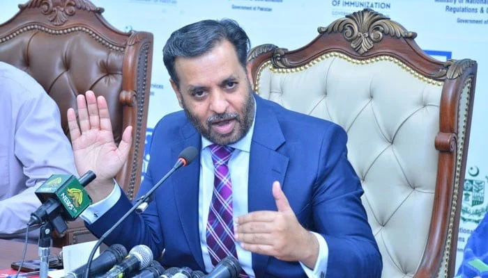 پمز واقعے پر سب سے پہلے خود کو احتساب کیلئے پیش کرتا ہوں: مصطفیٰ کمال