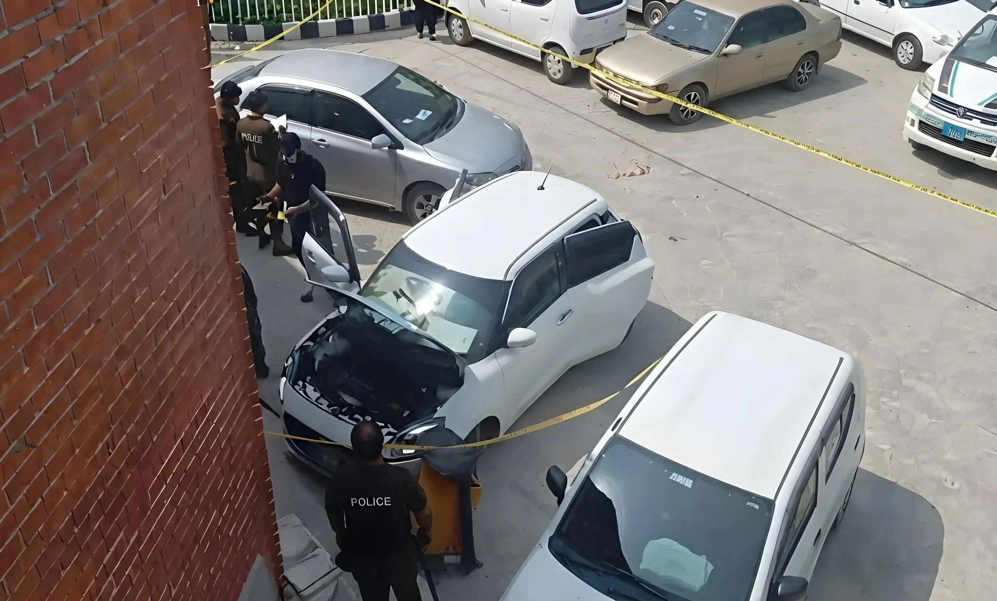 وکیل ثنااللہ ستی کی لاش گاڑی سے ملنے کا مقدمہ درج