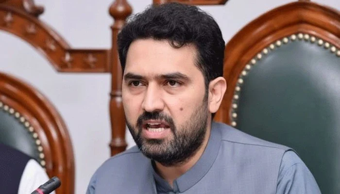 پاکستان کے خلاف جو بھی اسلحہ اٹھاتا ہے وہ دہشتگرد ہے: سہیل آفریدی