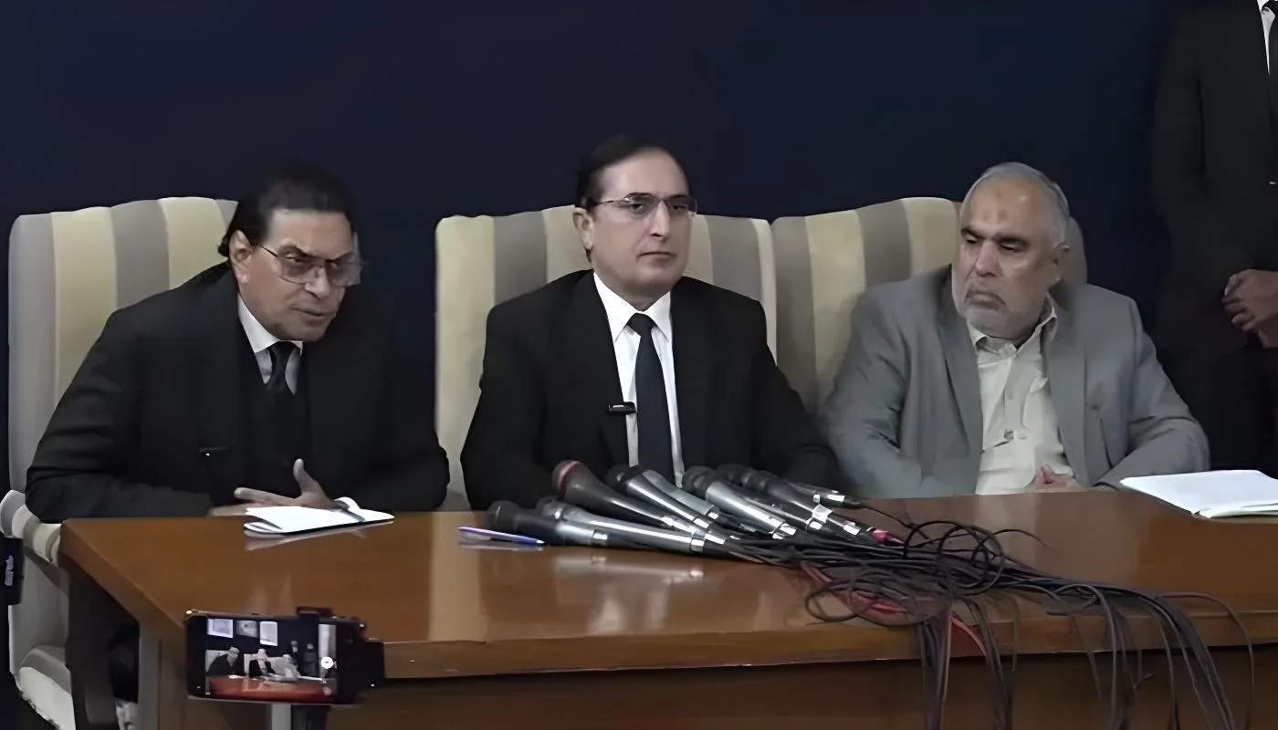 حکومت کی مثبت پیشرفت پر لانگ مارچ کی تاریخ آگے بڑھانے کی تجویز