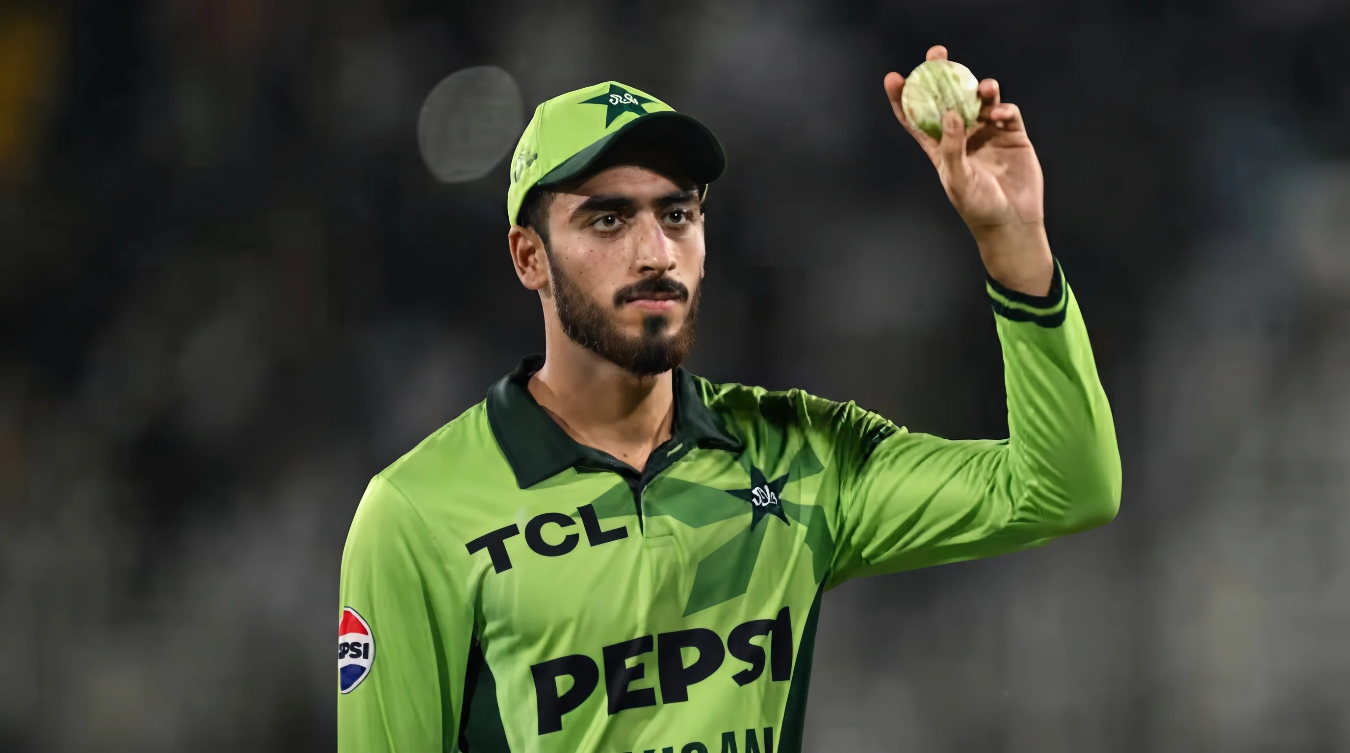 عرفات منہاس نے انگلینڈ کے خلاف میچ میں اہم اعزاز اپنے نام کر لیا