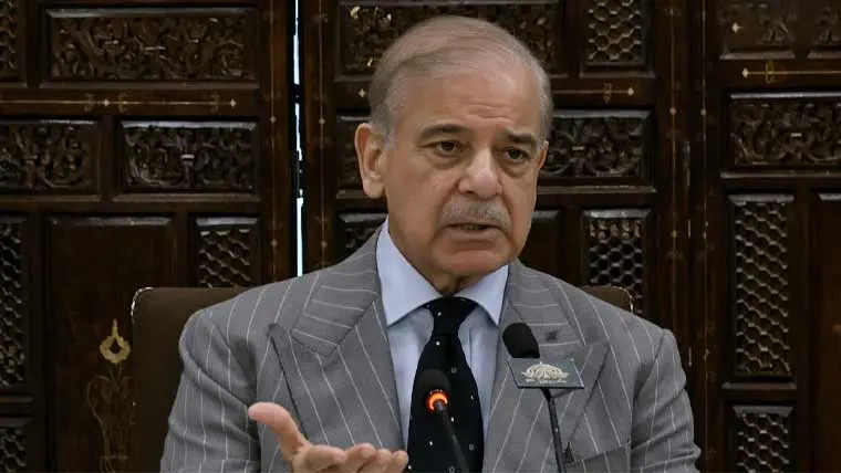 وزیراعظم کا قبائلی عمائدین سے ملاقات میں خیبرپختونخوا کے لیے 160 ارب روپے کا اعلان