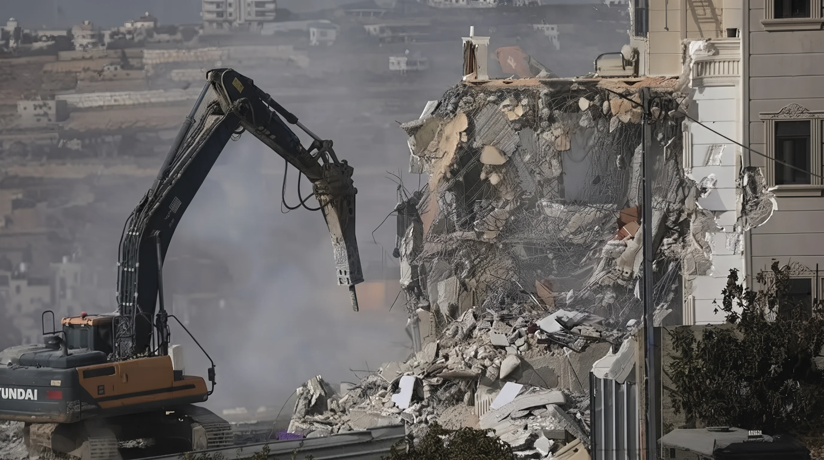 الخلیل میں 2 اسرائیلی فوجیوں کی ہلاکت کے بعد فلسطینی عمارتوں کی مسماری شروع