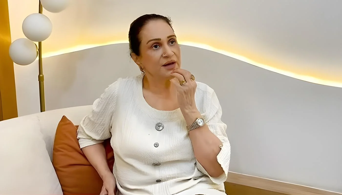 بوٹوکس سے چہرہ لٹک گیا، فالج کا ڈر پیدا ہوگیا، بشریٰ انصاری کا انکشاف