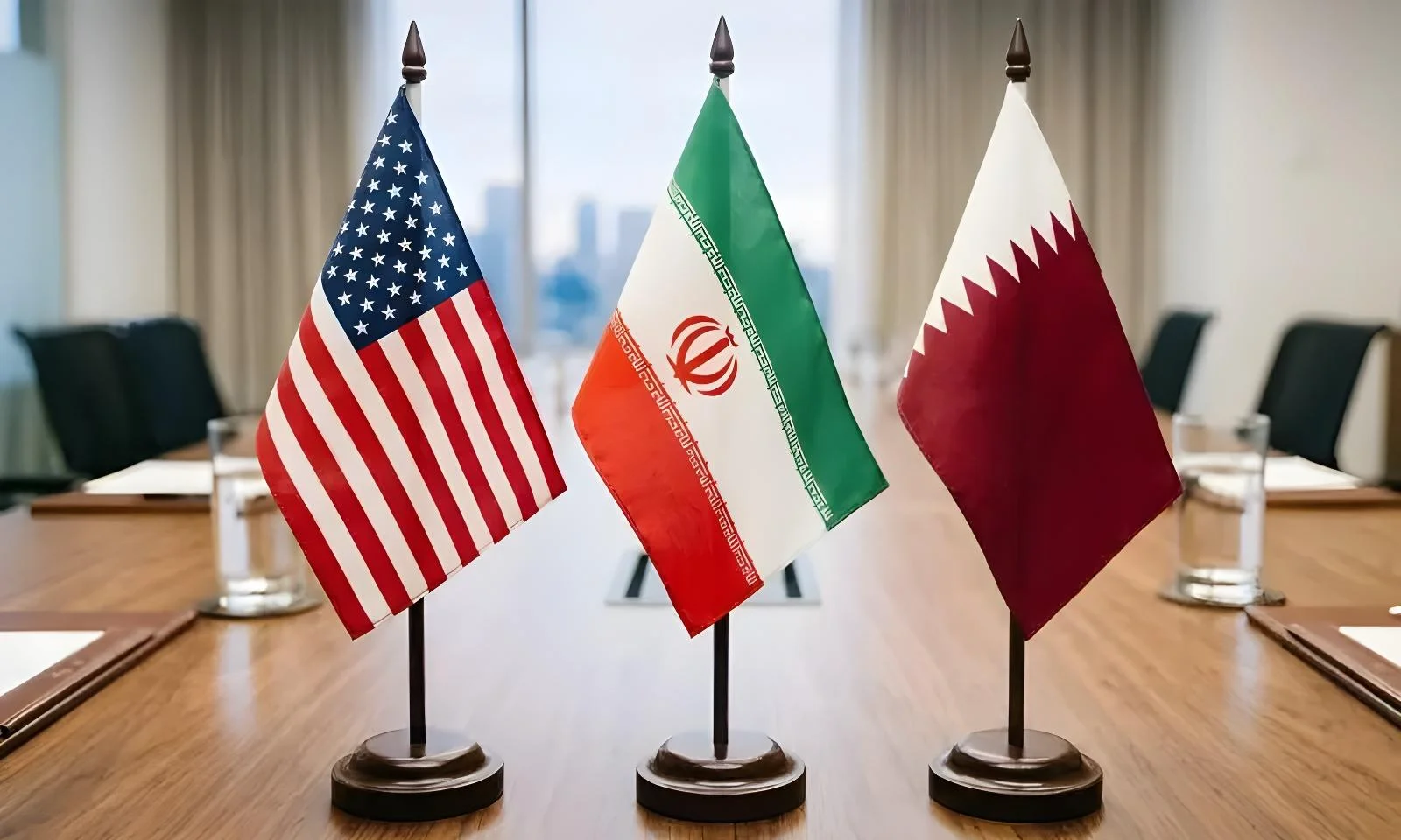 ایران اور امریکا میں مذاکرات کی بحالی کی کوششیں تیز، قطری وفد تہران پہنچ گیا
